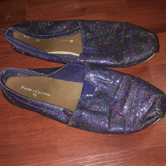 Blue glitter flats . - Picture 2 of 4